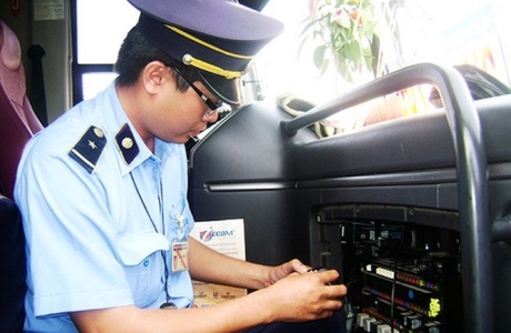 Xem xét siết chặt quản lý thiết bị giám sát hành trình, đề xuất biện pháp xử lý tài xế sử dụng chất kích thích