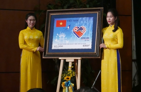 Phát hành đặc biệt bộ tem 
