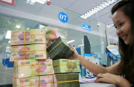 'Sống' nhờ cho vay: Mỗi nhà băng mỗi cảnh