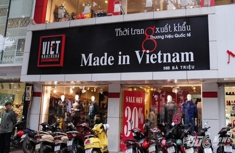 Hàng Việt bị 'đội lốt': Chính doanh nghiệp trong nước tự làm hại nhau