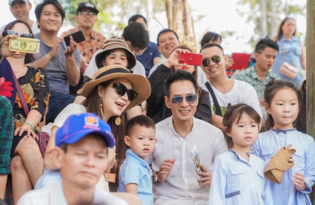 Dàn sao Việt 'đại náo' Vinpearl Land và Safari Phú Quốc