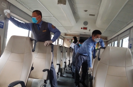 Ngành vận tải lao đao, sụt giảm doanh thu vì dịch bệnh do virus corona