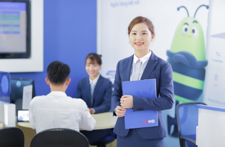 Đồng bộ các giải pháp hỗ trợ doanh nghiệp và người lao động