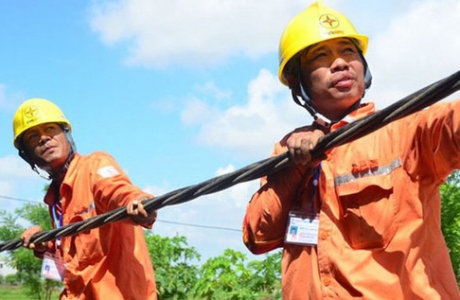 EVN lên tiếng về thông tin tiền lương lãnh đạo tăng 37%, người lao động tăng 4%