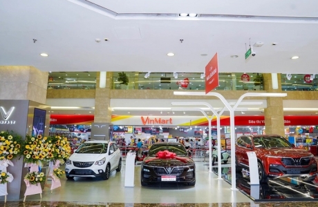 VinFast lập kỷ lục khai trương 27 showroom trong một ngày