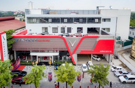 Khám phá showroom VinFast mới rộng gần 5.000m2 tại Hà Nội