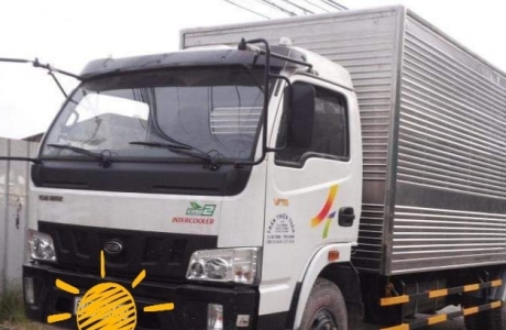 Gia Lai: Xe tải có thẻ ưu tiên “luồng xanh” chở người trong thùng xe