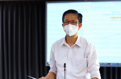 Thành phố Hồ Chí Minh: Thêm 2 quận kiểm soát được dịch; không có văn bản dừng tiêm vaccine Pfizer