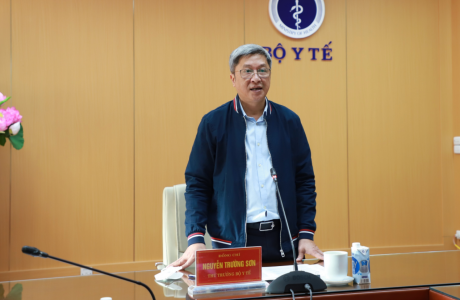 Thứ trưởng Bộ Y tế: Tiêm vaccine đóng vai trò then chốt trong ngăn ngừa dịch bệnh