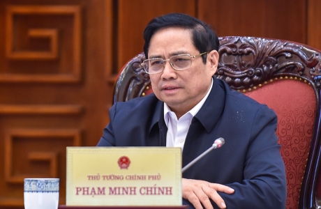 Thần tốc hơn nữa trong tiêm vaccine và cung ứng thuốc điều trị, đẩy mạnh việc tiêm mũi 3 cho người dân