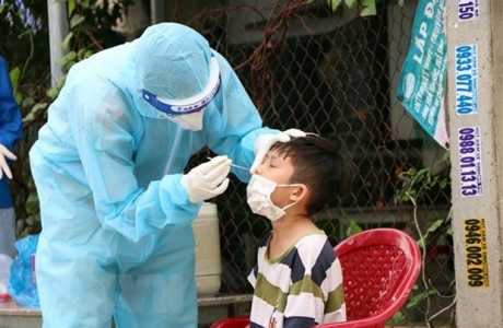 Thủ tướng Chính phủ giao Bộ Y tế và Bộ Giáo dục và Đào tạo khảo sát việc tiêm vaccine phòng Covid cho trẻ từ 5 tuổi