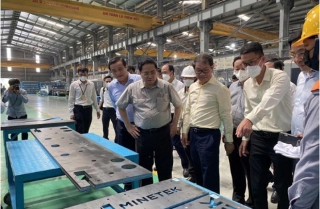 Thủ tướng thăm nhà máy sản xuất lắp ráp ôtô, xe máy của Tập đoàn Thaco