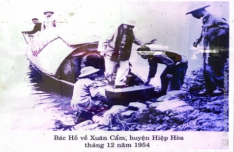 Ngày hội non sông Nhân dân Xuân Cẩm nhớ Bác về thăm