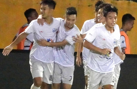 Huế, SLNA và Hà Nội đoạt vé sớm vào vòng tứ kết Giải U15 Quốc gia - Next travel 2022