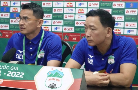 Kiatisuk nói gì sau trận thua Hải Phòng trên sân Pleiku? 