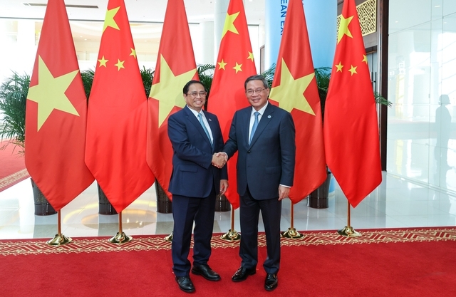 phat-trien-quan-he-voi-trung-quoc-la-lua-chon-chien-luoc-va-uu-tien-hang-dau-trong-chinh-sach-doi-ngoai-cua-viet-nam-232937837