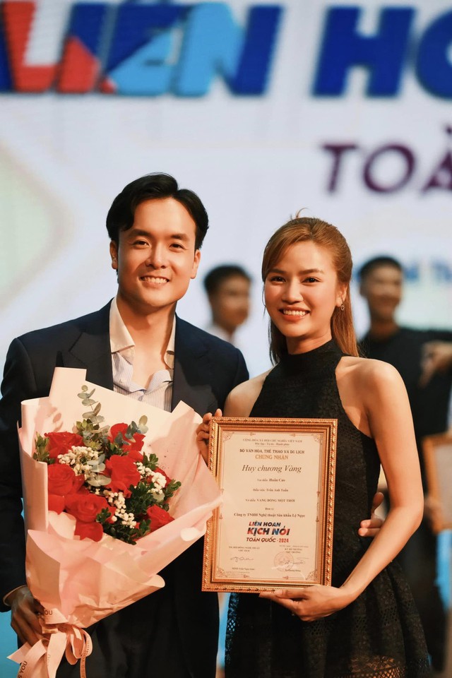 "Gái quê" Anh Đào tự nhận có "tố chất" bẩm sinh, chuyên vai xuất thân nông thôn- Ảnh 9. "Gái quê" Anh Đào tự nhận có "tố chất" bẩm sinh, chuyên vai xuất thân nông thôn- Ảnh 9.