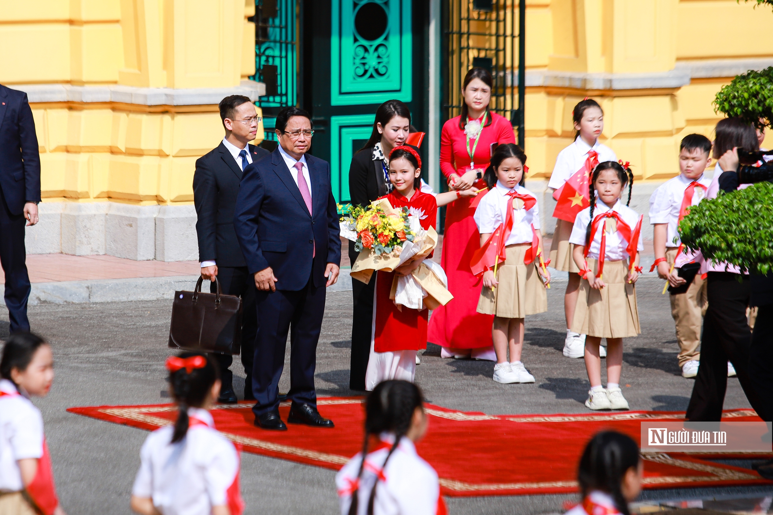 Thủ tướng Phạm Minh Chính chủ trì lễ đón Thủ tướng Lý Cường- Ảnh 3.