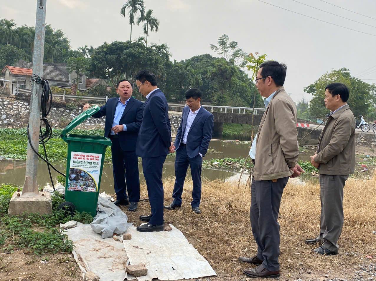 Hội Nông dân Việt Nam nghiệm thu, tổng kết mô hình thu gom, xử lý rác thải nông thôn tại tỉnh Nam Định - Ảnh 3.