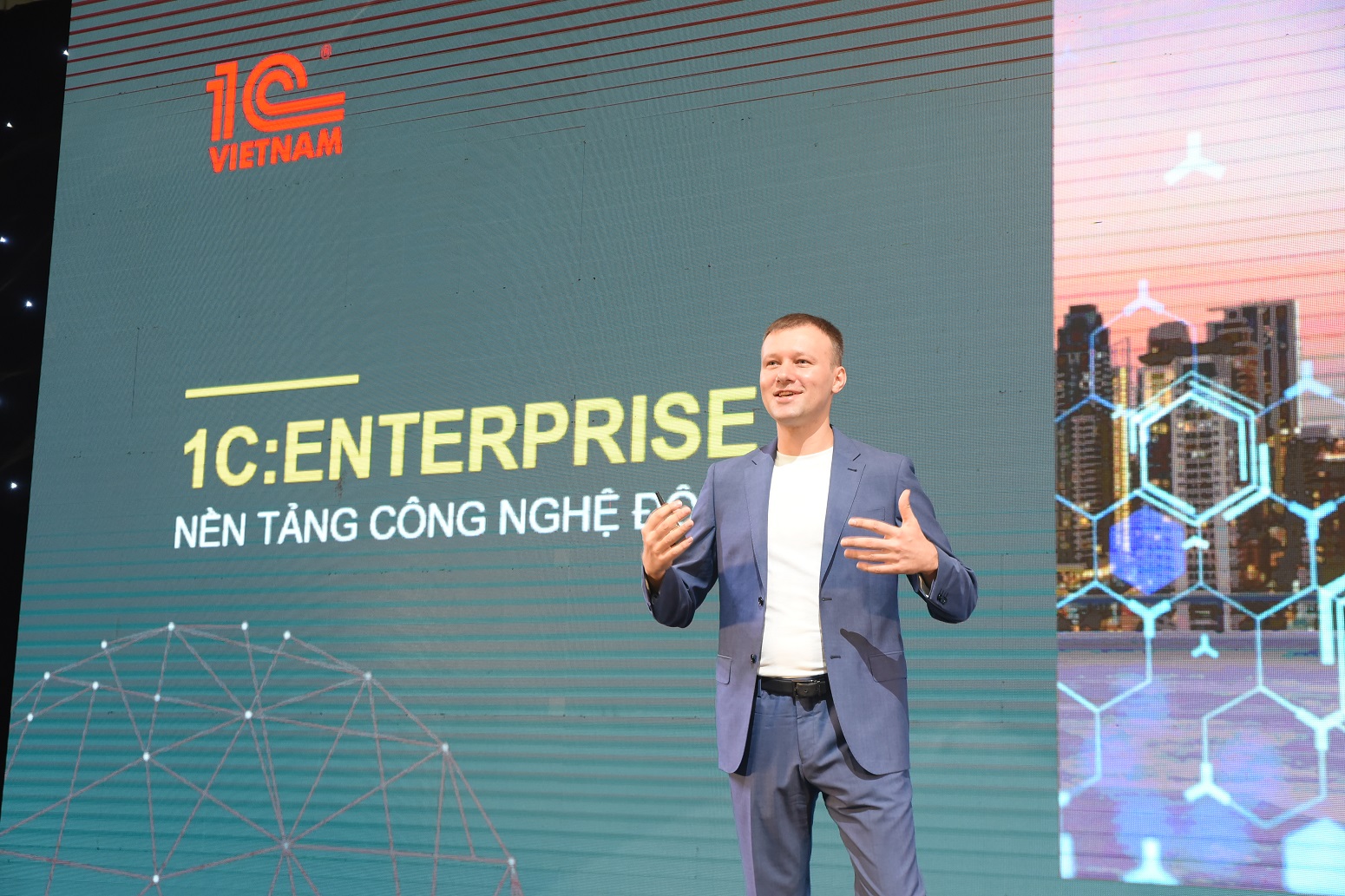 Mr.Alexander Evchenko_CEO 1C Việt Nam_ Nền tảng công nghệ tương lai - 1C_Enterprise