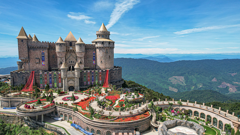 Lâu đài Mặt Trăng - Sun World Ba Na Hills