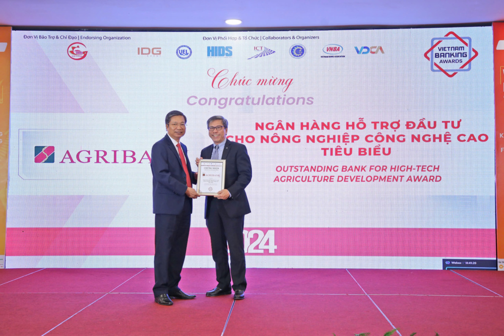 Agribank được vinh danh 3 giải thưởng Ngân hàng Việt Nam tiêu biểu 2024 3