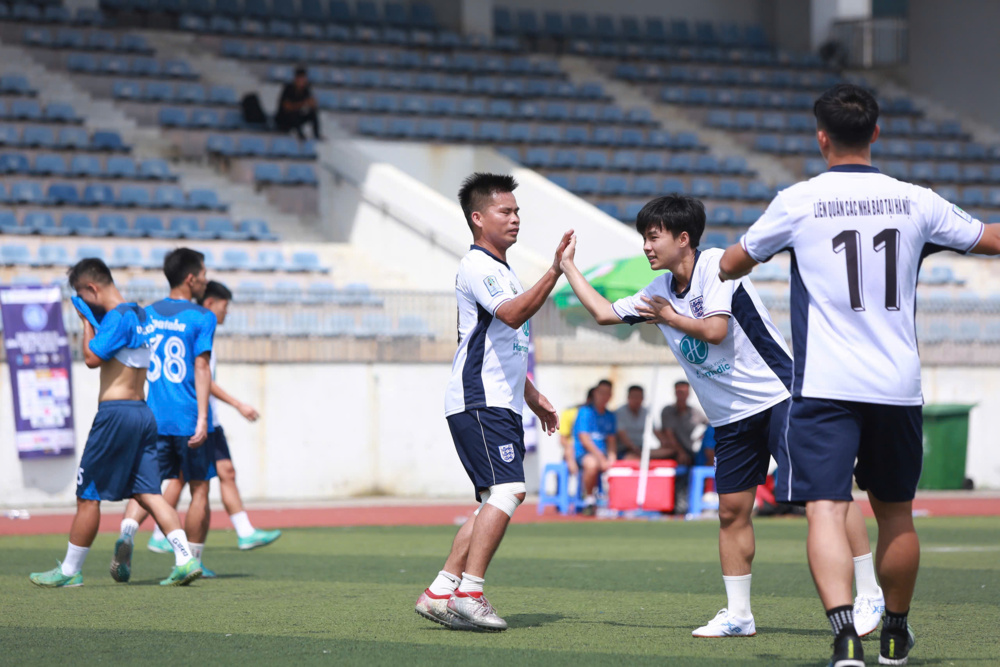  Giải bóng đá “Báo chí đồng hành cùng doanh nghiệp lần VI – 2024”: Cơn mưa bàn thắng tại lượt trận cuối vòng bảng 7