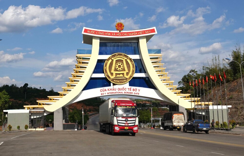 Kim ngạch xuất, nhập khẩu qua Cửa khẩu Quốc tế Bờ Y đạt trên 687 triệu USD 3
