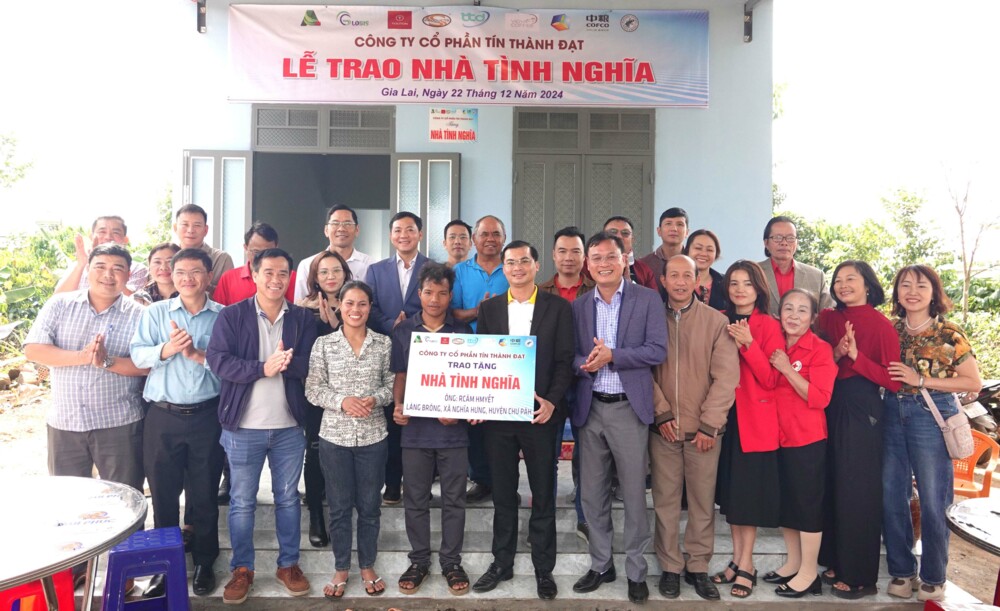 Công ty CP Tín Thành Đạt và đối tác trao 4 căn nhà tình nghĩa tại Gia Lai 5