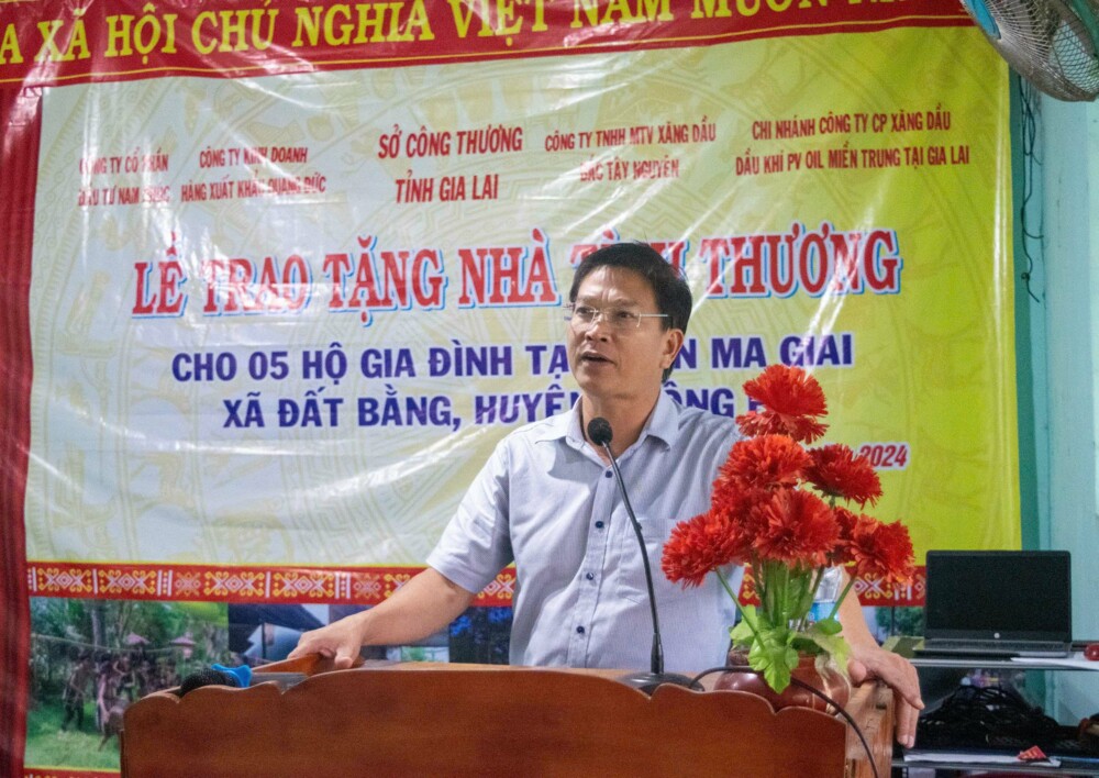 Sở Công thương Gia Lai và nhà tài trợ trao tặng 5 nhà tình thương tại Krông Pa 6