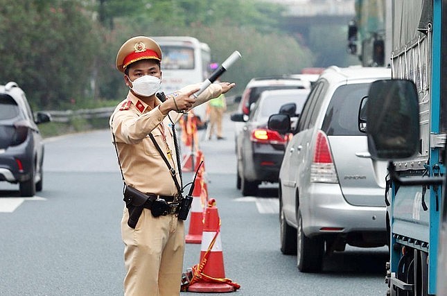 Chưa có cơ chế cụ thể về chi tiền cho người cung cấp thông tin phản ánh vi phạm giao thông 2