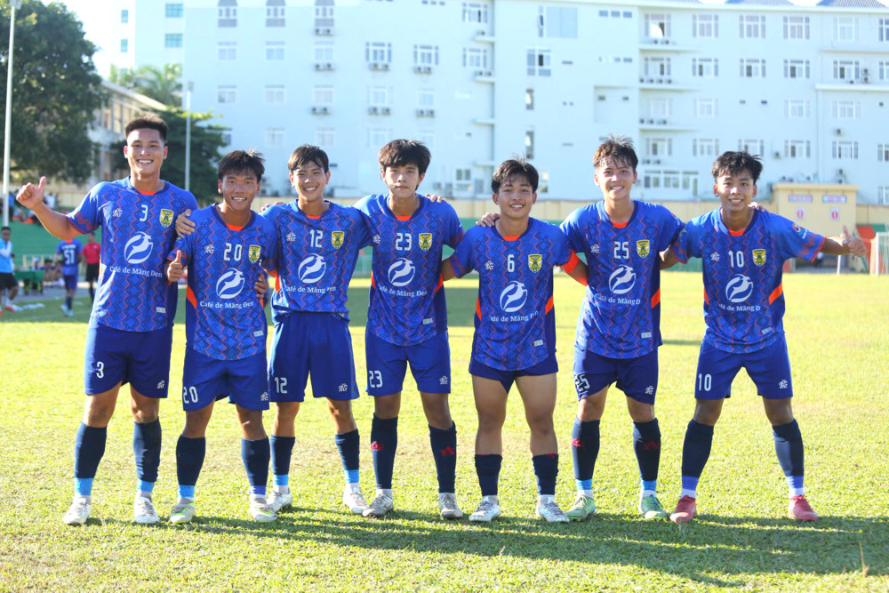 CLB Kon Tum gây sốc trong ngày thủ môn nhập viện 6