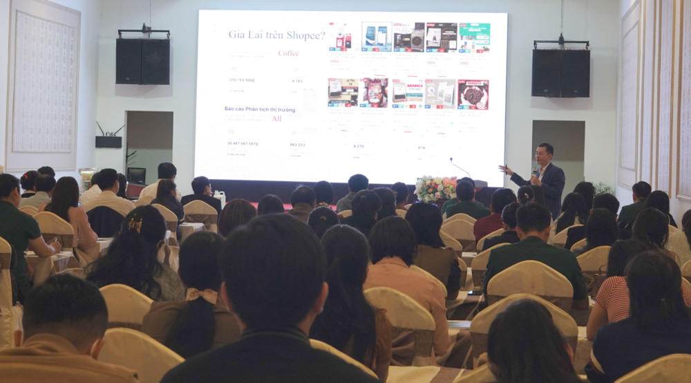 Gia Lai: Thương mại về bản, nông sản ra phố 5