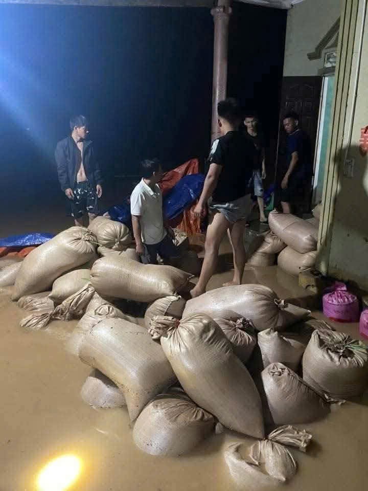 Hà Tĩnh: Mưa lớn gây ngập lụt diện rộng, nhiều thiệt hại về tài sản và hoa màu 3