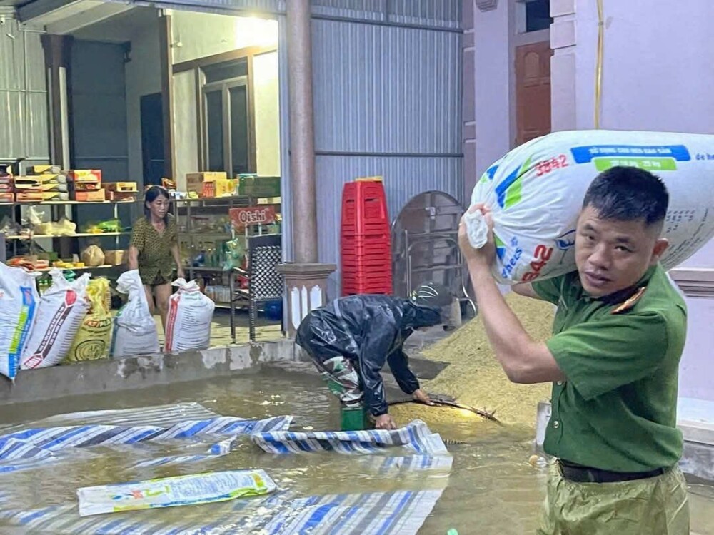Hà Tĩnh: Mưa lớn gây ngập lụt diện rộng, nhiều thiệt hại về tài sản và hoa màu 5